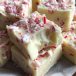 Peppermint White Chocolate Fudge – Easy No-Bake Holiday Treat